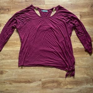 Maurice’s top size US XL!